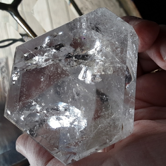 💥NEW💥Quartz Crystal Polished Point - Picture 6 of 7